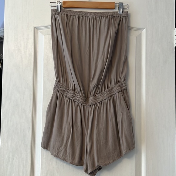 Aritzia Azure Skies Cropsey Romper S - Picture 5 of 9